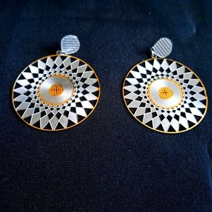 Unbranded Earrings Sliver and Gold